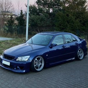 LEXUS IS200/300 NEO GITA PARE-CHOCS AVANT